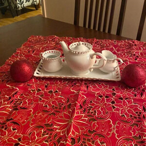 I. Godinger &Co Victoria White Porcelain Vintage Tea Set with lace trim